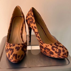 Animal Print Heels NWOT